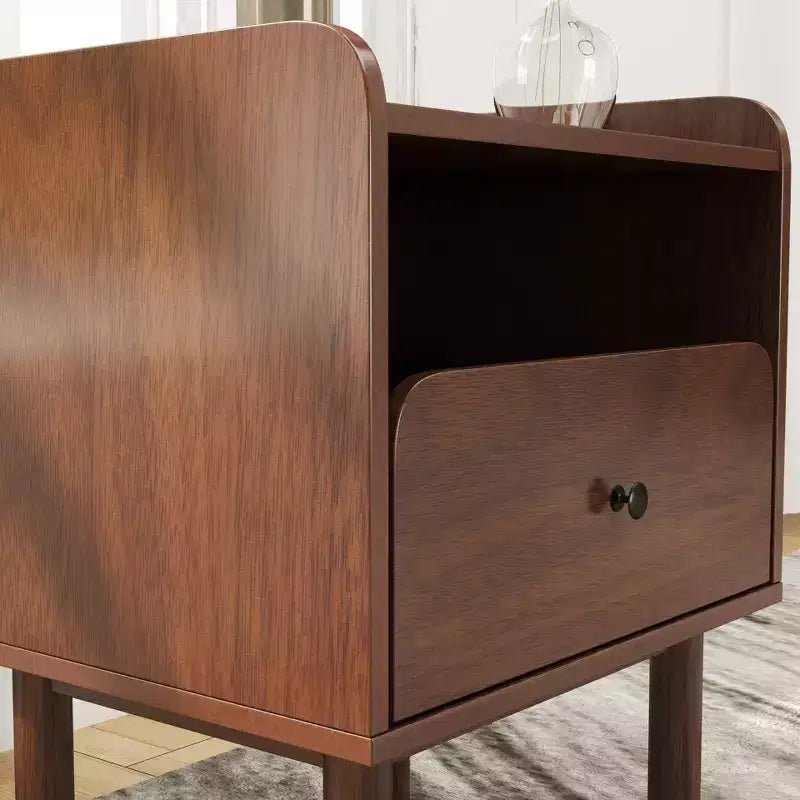 Roundhill Furniture Wyller 2-delige slaapkamermeubelset, platformbed met nachtkastje, natuurlijk walnoot, queensize
