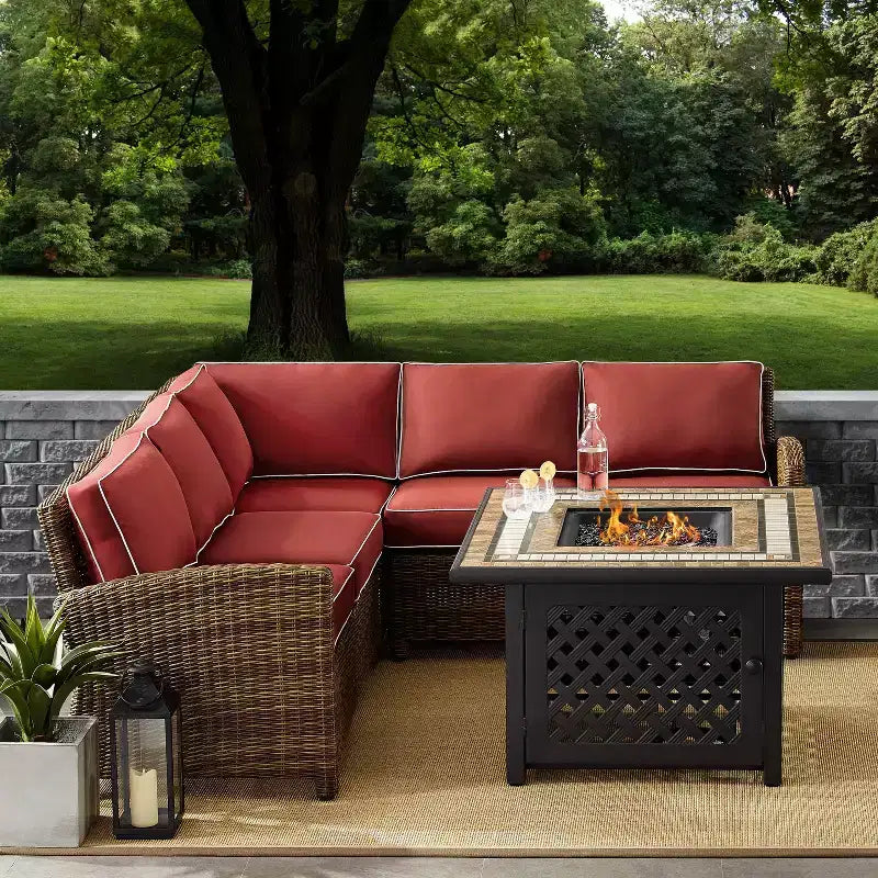 Bradenton 4-delige loungeset van wicker voor buiten met vuurtafel - Crosley